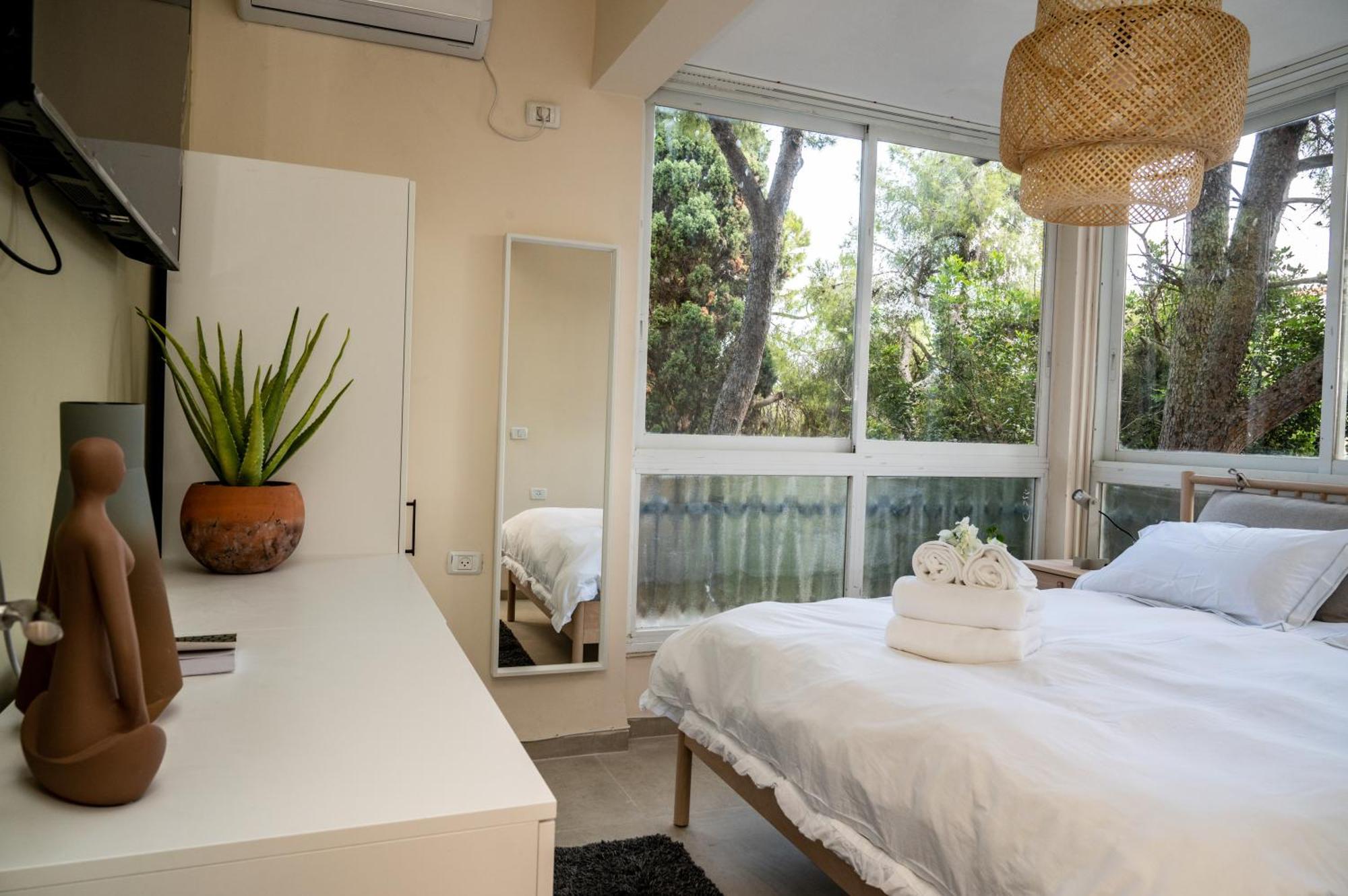 Eshkol Housing Haifa-Disraeli Urban & Business Boutique Apartments Complex Extérieur photo
